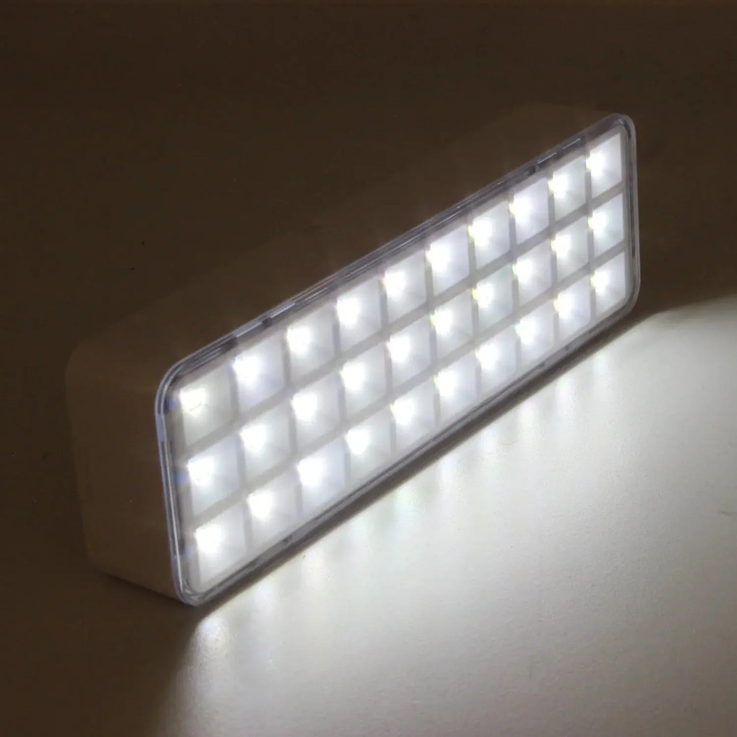 Lámpara recargable 30 leds Sanelec 2163 Sanelec