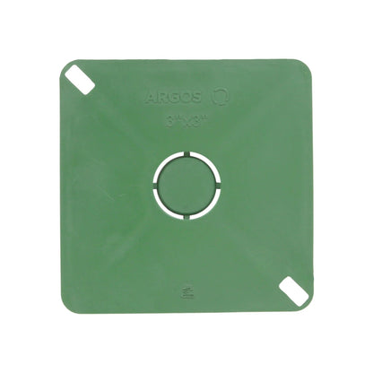 Tapa cuadrada plástica verde Argos 3x3 pulgadas con orificios para fijación en instalaciones
