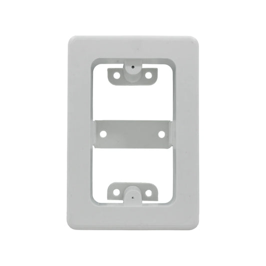 Caja universal de plástico blanca para canaleta