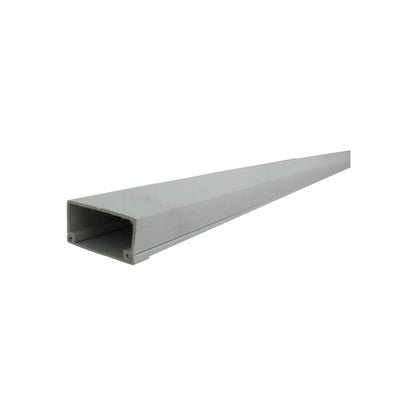 Canaleta rectangular blanca de PVC 17x37mm para gestión de cables eléctrica