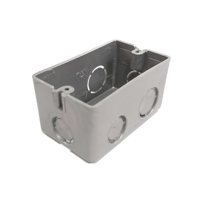 Chalupa eléctrica plástica gris de 3/4 pulgada para empotrar, con entradas para tubería eléctrica