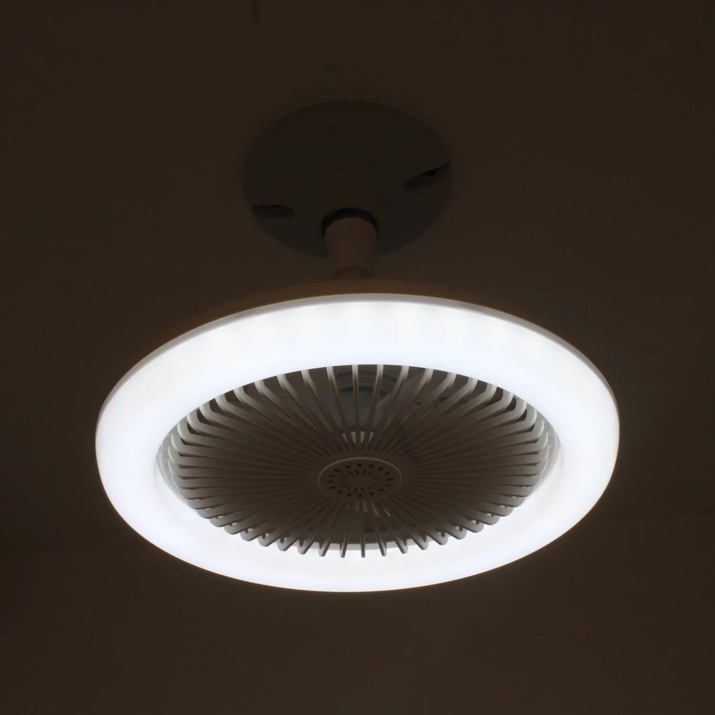 Lámpara con ventilador 30 W articulado Goodwill 28822