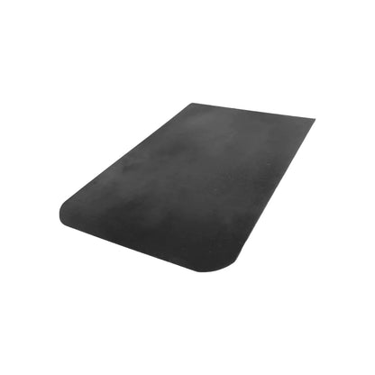 Espátula de goma negra flexible con esquinas redondeadas para aplicar masillas, selladores o limpiar.