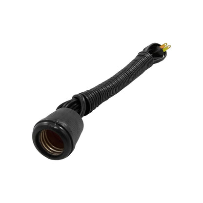 Extensión eléctrica negra con portalámparas E26, cable en espiral y conectores tipo clavija.