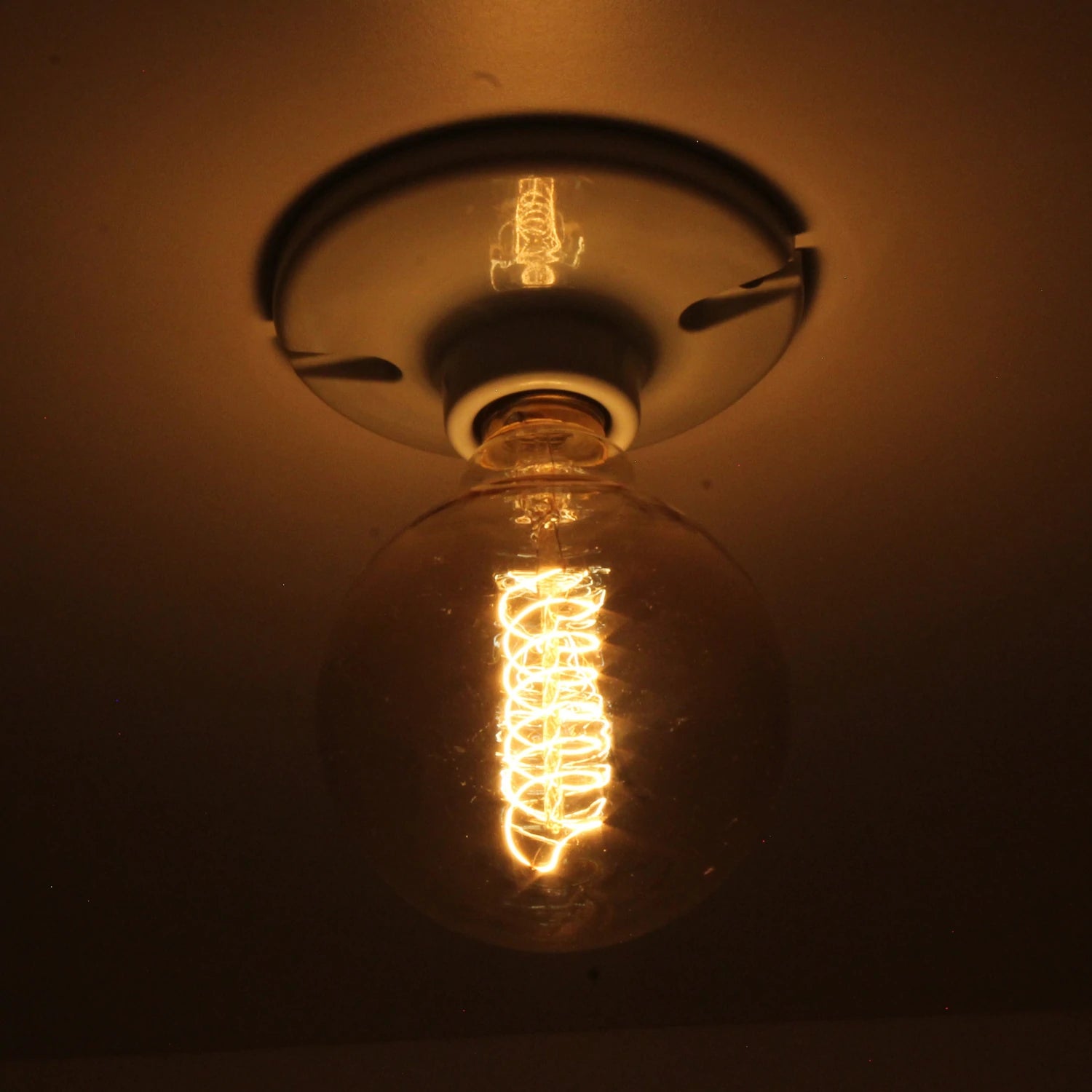 Foco vintage incandescente Adir 40W, globo de cristal con 28 filamentos espiral, luz cálida