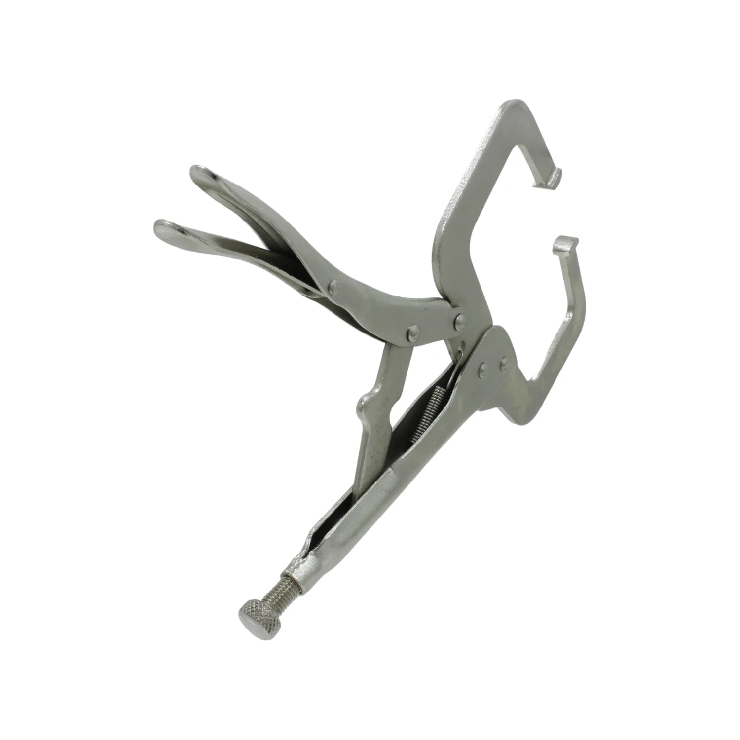 Pinza de presión tipo C cromada con mandíbulas profundas y tornillo de ajuste para agarre fuerte y preciso.