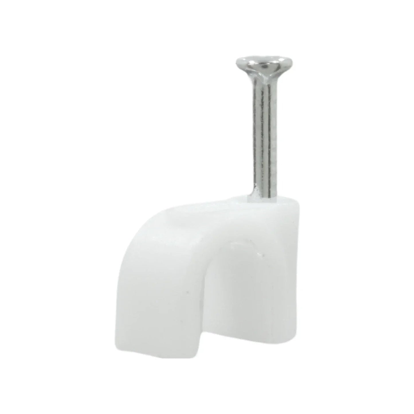 Grapa curva blanca de 6mm con clavo, ideal para fijación de cables eléctricos