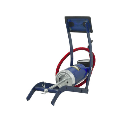 Bomba de pie Adir azul con manómetro y manguera roja, inflador para llantas de auto, bicicleta y balones.
