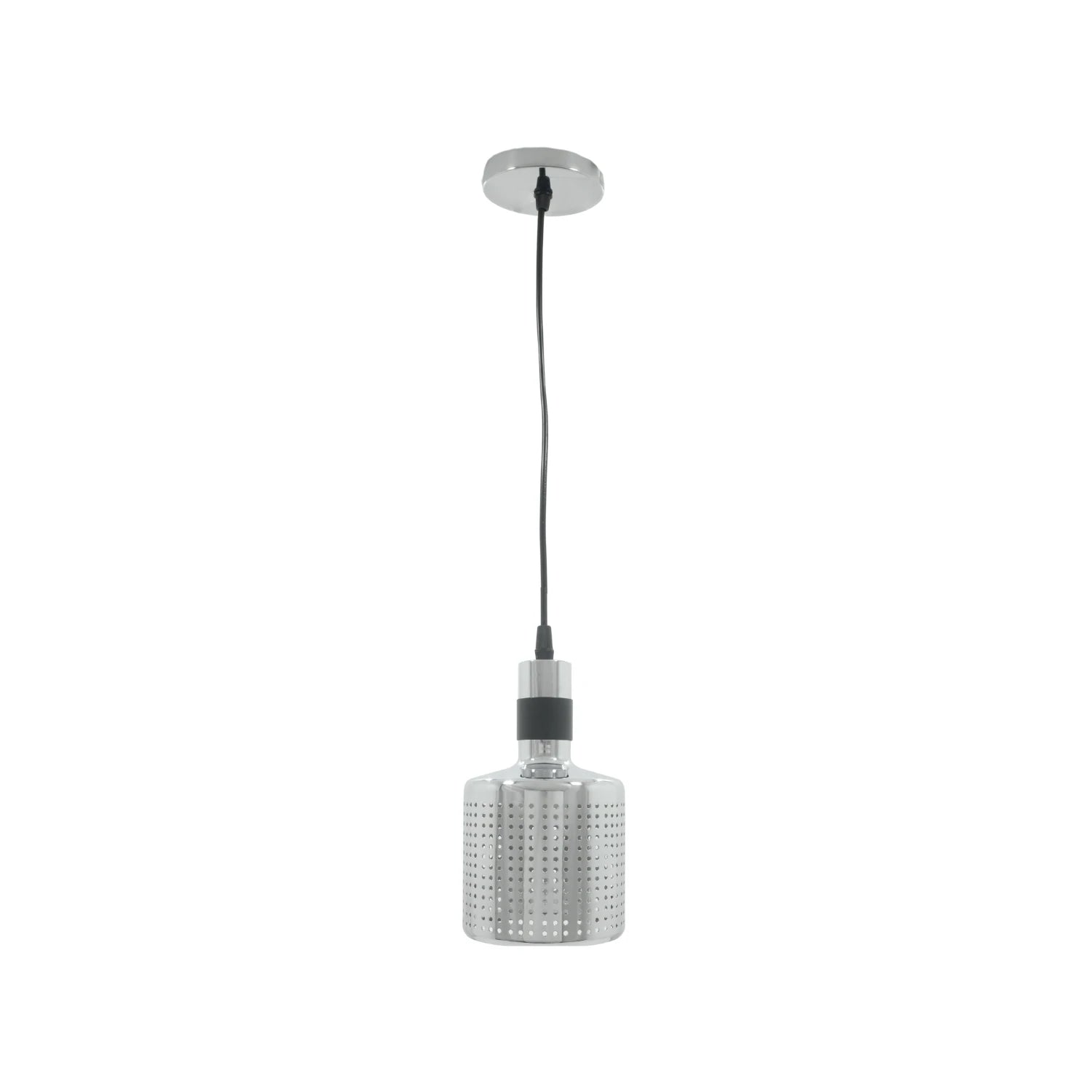 Candil colgante cromado con pantalla metálica perforada, ideal para iluminación decorativa moderna