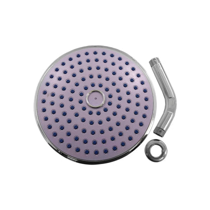 Regadera de ducha redonda morada con boquillas azules, borde cromado y brazo de extensión para baño.