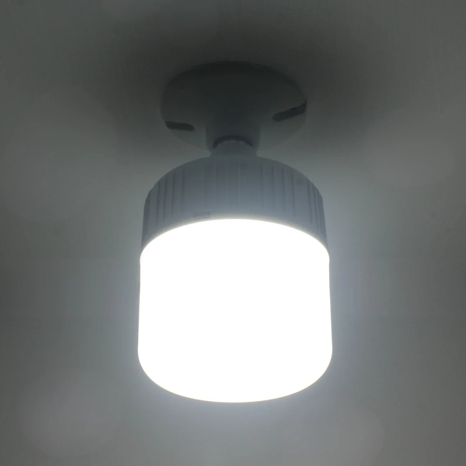Lámpara recargable 28 W emergencía tipo bulbo Orobar LED-28EMP