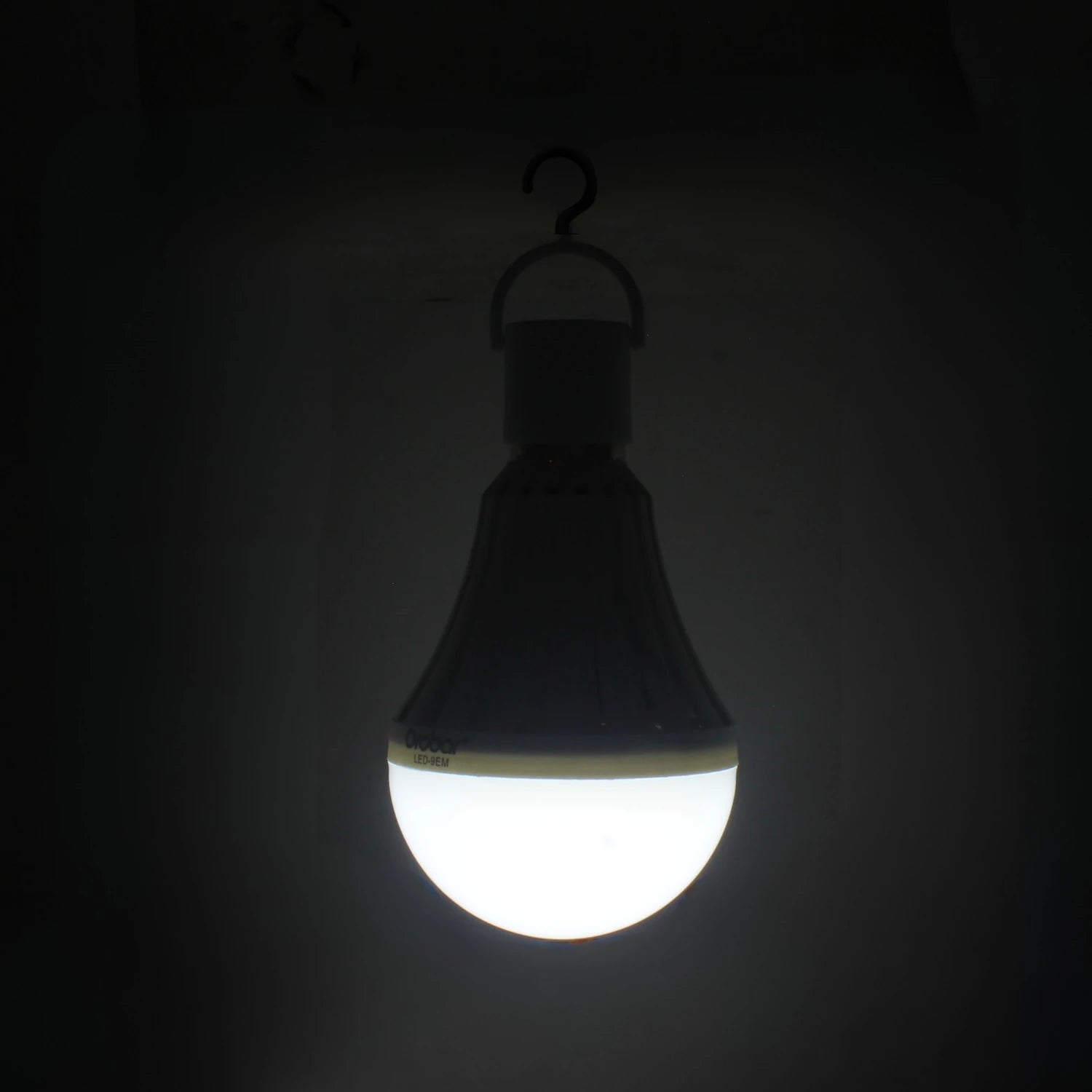 Foco LED recargable Orobar LED-9EM con gancho, luz de emergencia portátil blanca