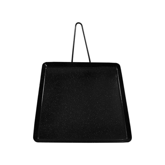 Comal cuadrado negro de acero porcelanizado con superficie antiadherente y asa metálica para cocina.