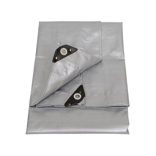 Lona gris plegada de uso rudo con ojillos metálicos y esquinas reforzadas, ideal para protección exterior.