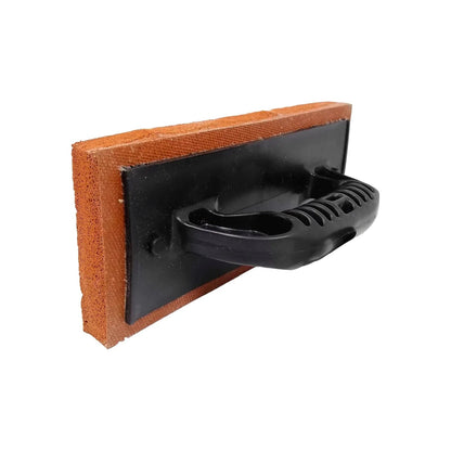 Llana de esponja rectangular naranja con mango ergonómico de plástico negro para acabados de albañilería