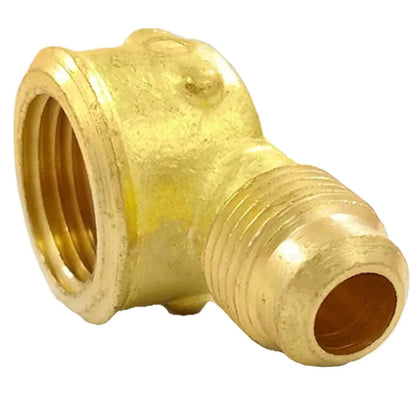 Codo de latón 90° con rosca hembra y conexión flare macho para gas y plomería.