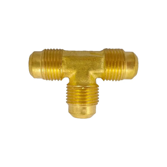 Conector de latón tipo T para manguera con tres roscas macho flare para conexiones hidráulicas o de gas