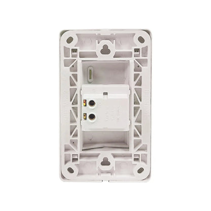 Placa blanca de apagador eléctrico, vista posterior con terminales de conexión para cableado 10A 250V