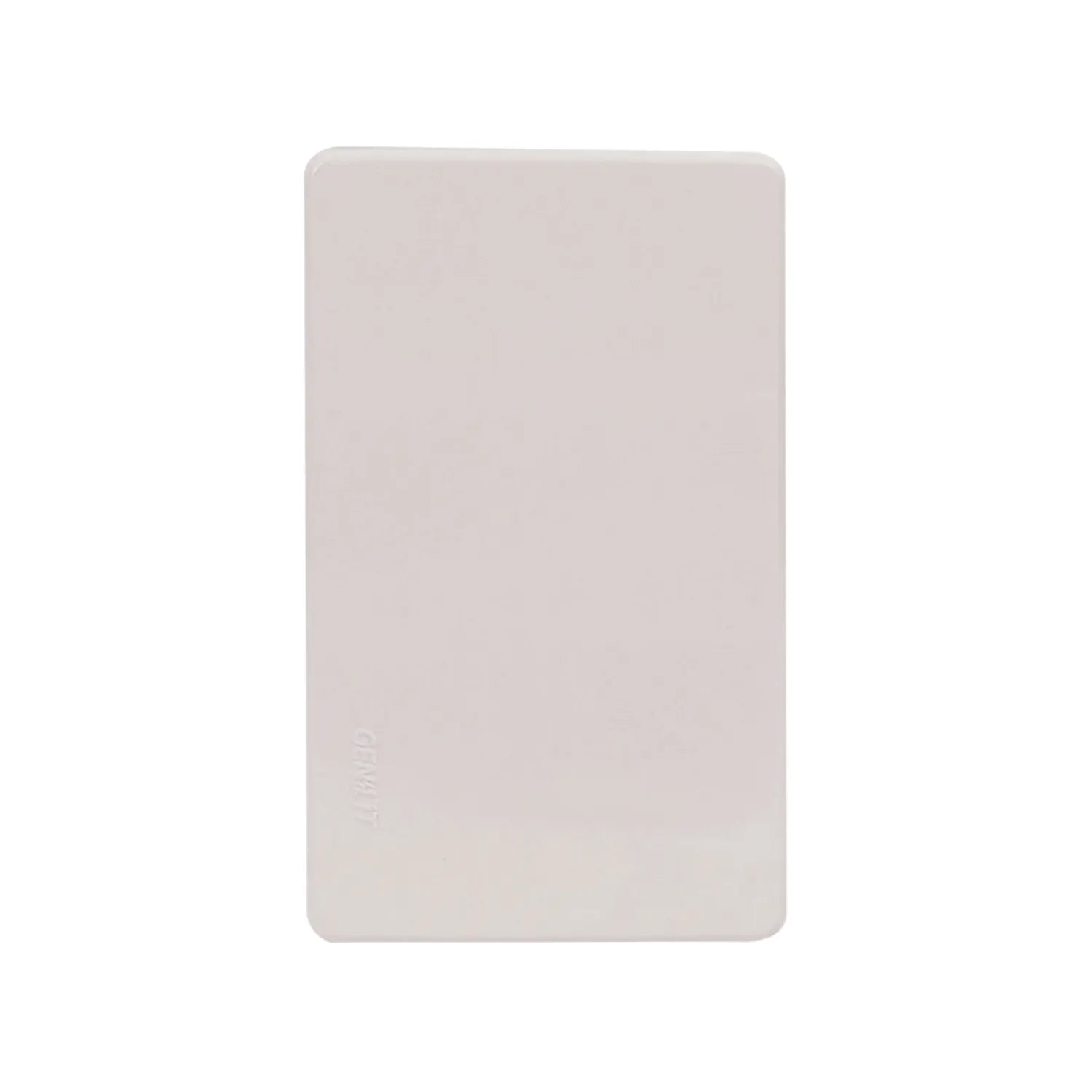 Placa ciega blanca Genlit para cubrir mecanismos eléctricos, rectangular con esquinas suaves.