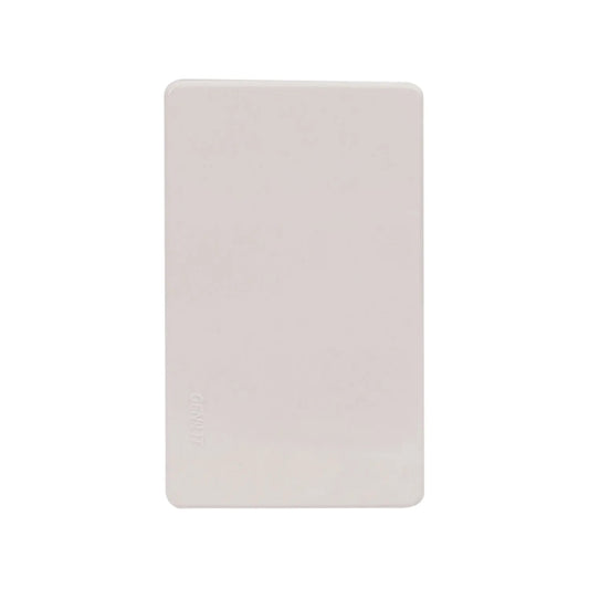 Placa ciega blanca Genlit para cubrir mecanismos eléctricos, rectangular con esquinas suaves.