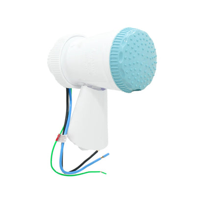 Regadera eléctrica Tramontina blanca con cara azul de 3 temperaturas. Ducha con conexiones de cableado para instalación.