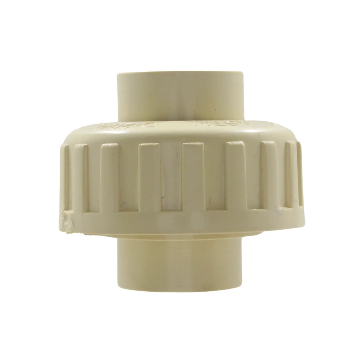 Tuerca unión CPVC 1/2" (13 mm) color crema para tuberías de plomería, conexión segura y duradera.
