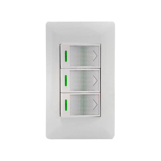 Placa de 3 apagadores de luz blancos Solaris con indicadores LED verdes.
