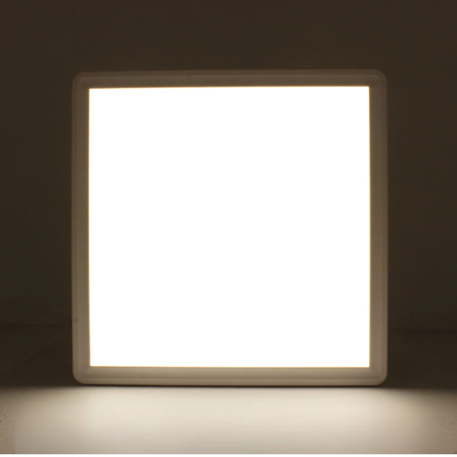 Lámpara panel LED cuadrada de sobreponer, luz blanca cálida brillante para iluminación interior moderna