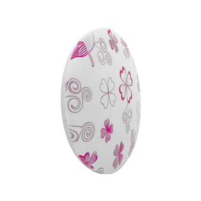 Lámpara de sobreponer redonda blanca con diseño de tréboles y espirales decorativos en rosa