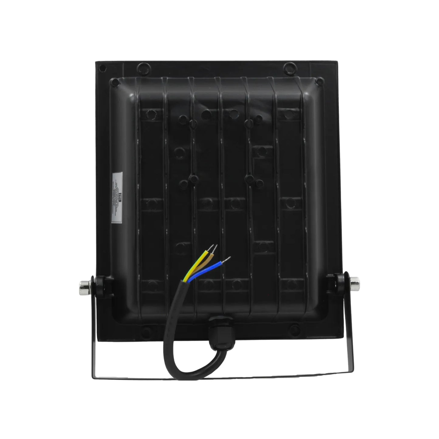 Reflector LED negro robusto para exteriores, con soporte ajustable y cableado para fácil instalación.