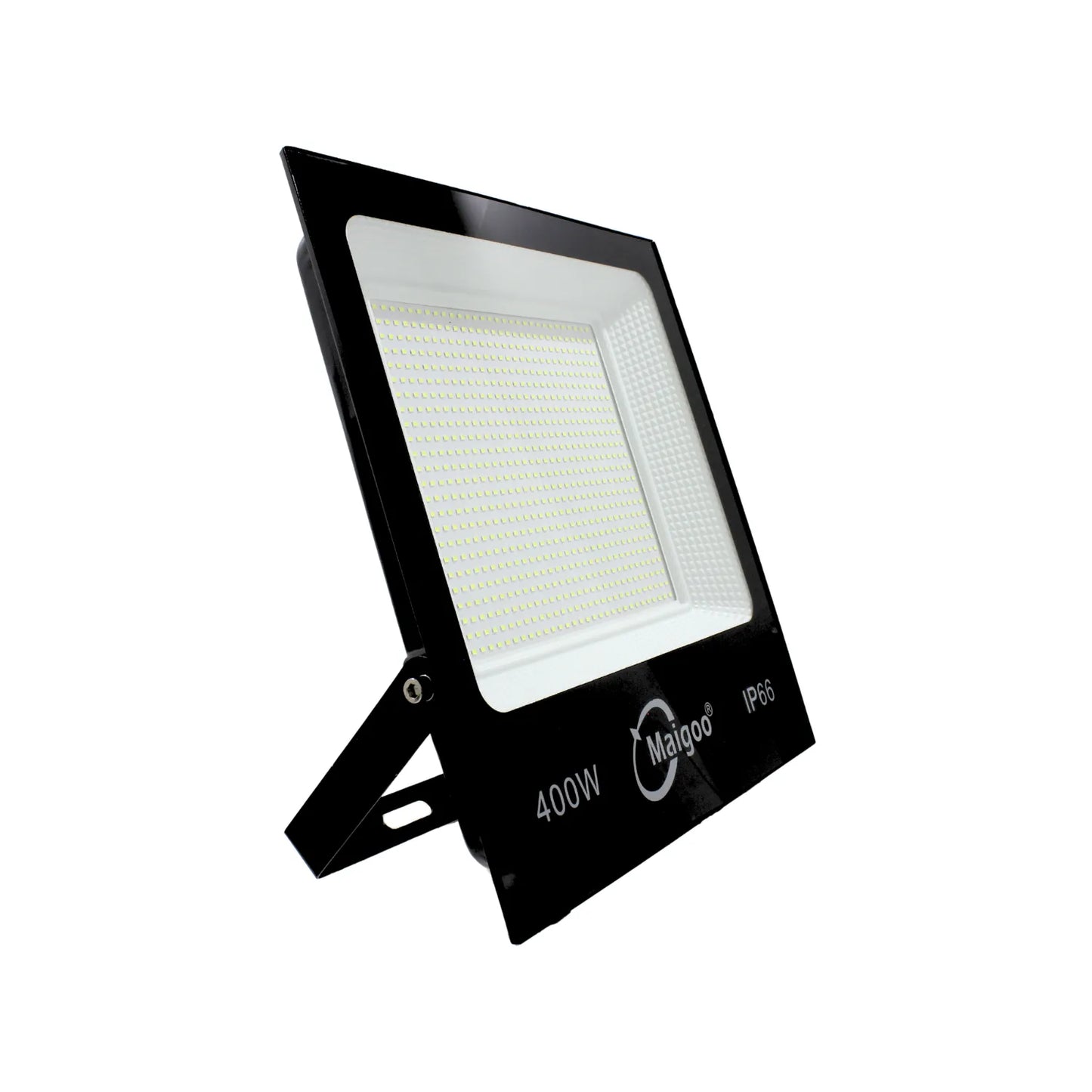 Reflector LED 400W Maigoo IP66 para exterior luz potente y carcasa negra con soporte ajustable.
