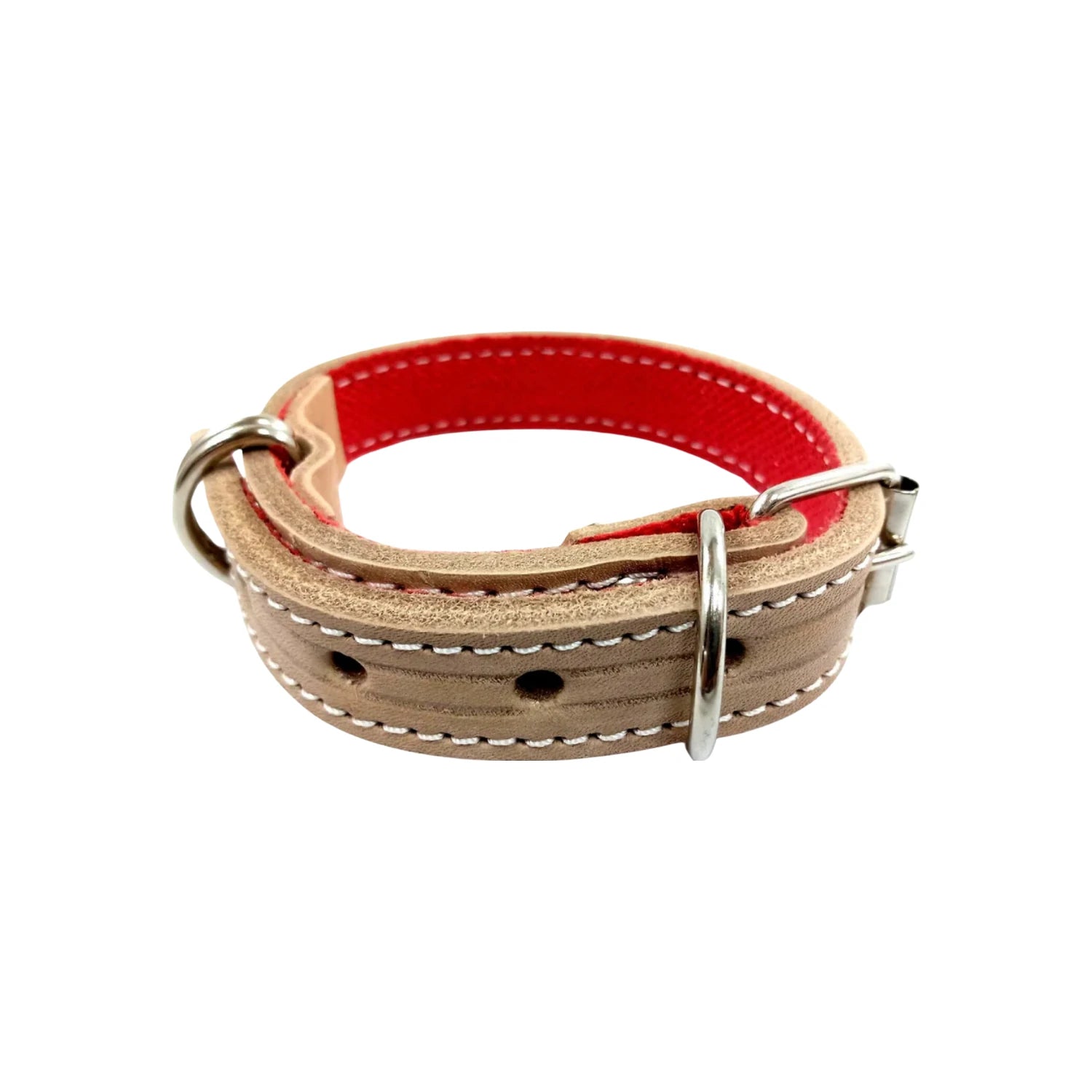 Collar chico de piel beige con costuras, forro rojo, hebilla y anilla metálica ajustable