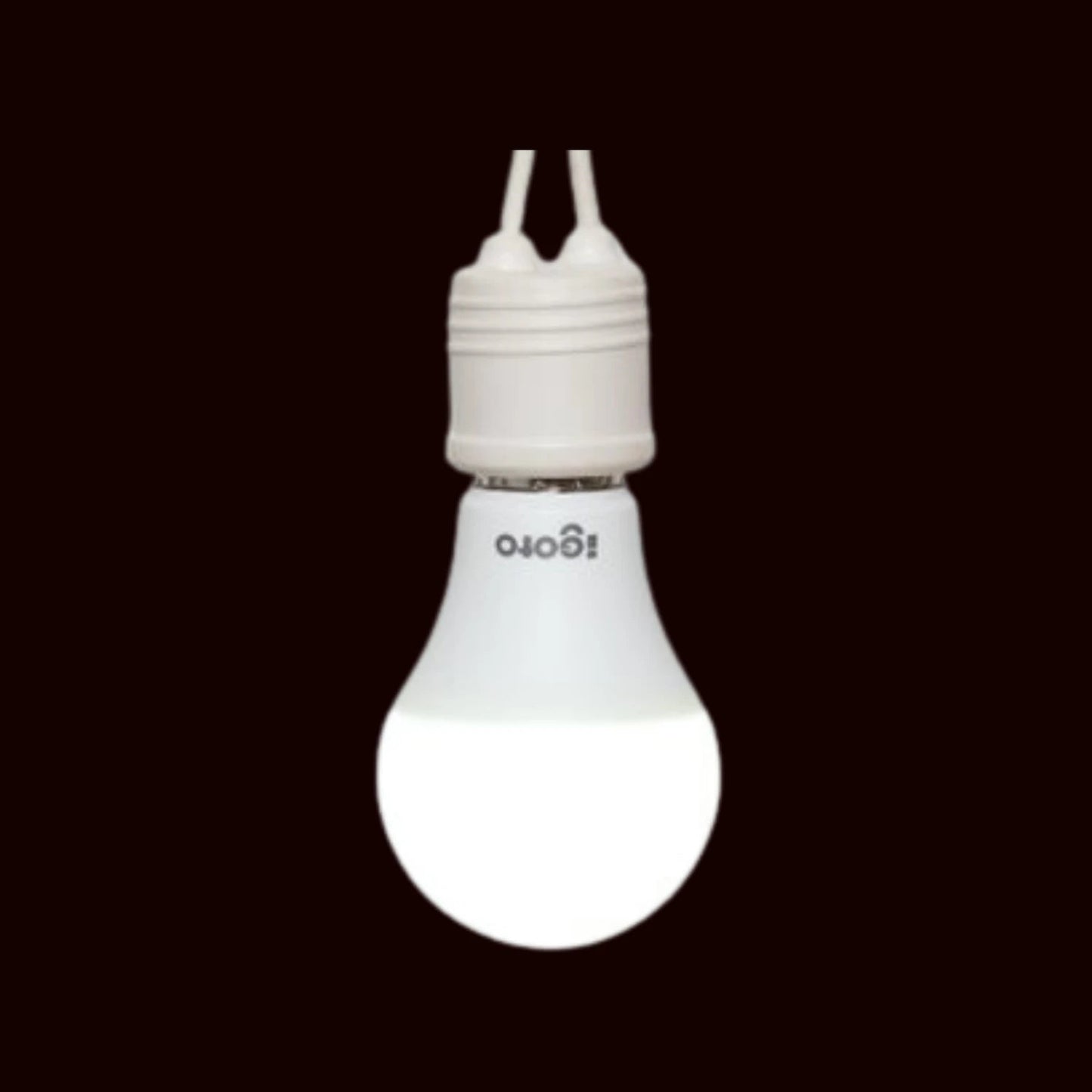 Foco LED blanco Igoto con conexión de cable, encendido y emitiendo luz blanca