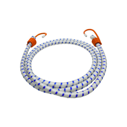 Tensor elástico blanco con patrón azul y ganchos naranjas, ideal para asegurar carga, uso en ferretería.