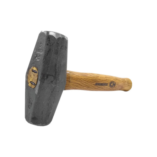 Marro tipo nevada de 4 libras con cabeza de acero oscuro y mango de madera CH Herramientas